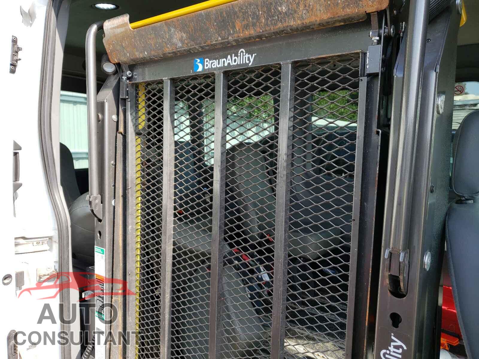 FORD TRANSIT CO 2017 - 1FTYR2CM5HKA68894