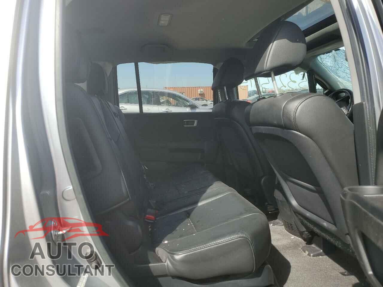 HONDA PILOT 2013 - 5FNYF4H55DB019868