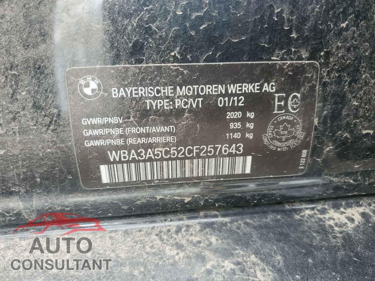 BMW 3 SERIES 2012 - WBA3A5C52CF257643