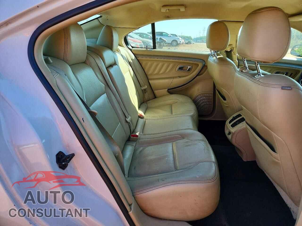 FORD TAURUS 2013 - 1FAHP2E85DG149516