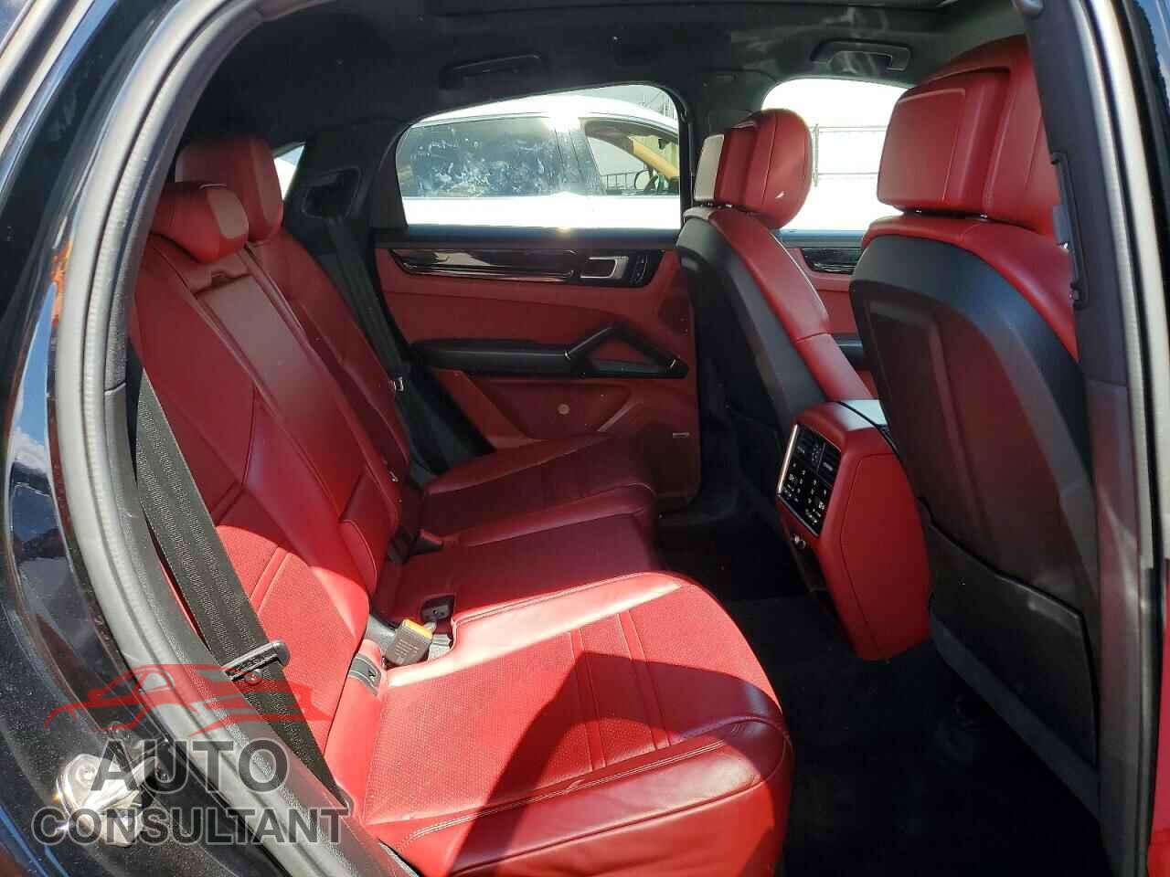 PORSCHE CAYENNE 2021 - WP1BA2AY5MDA43364