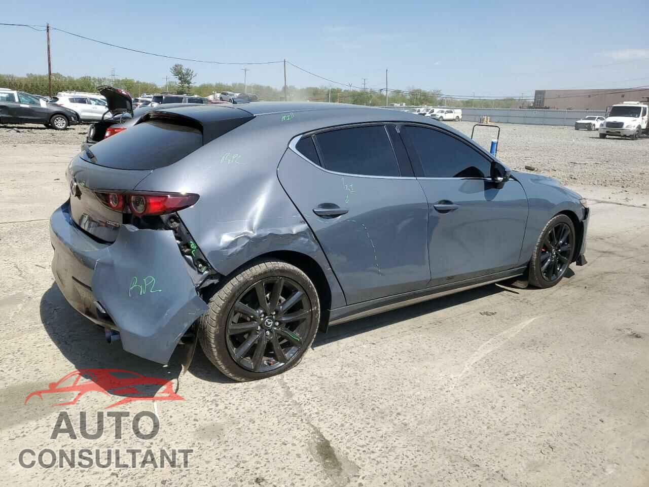 MAZDA 3 2021 - JM1BPAML9M1307522