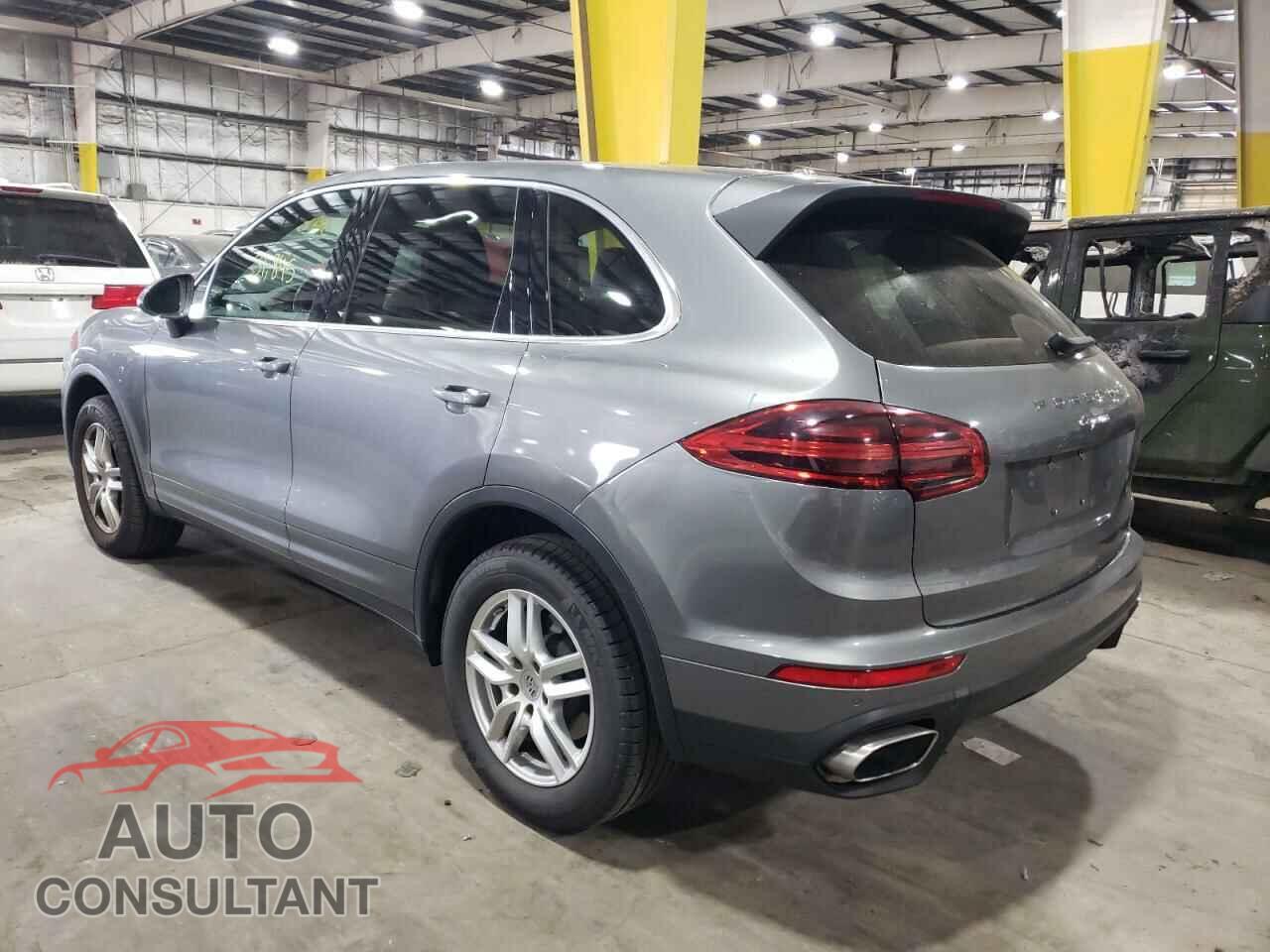 PORSCHE CAYENNE 2018 - WP1AA2A20JKA03952