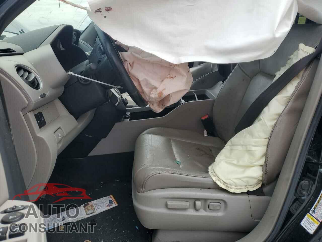 HONDA PILOT 2011 - 5FNYF4H94BB028951