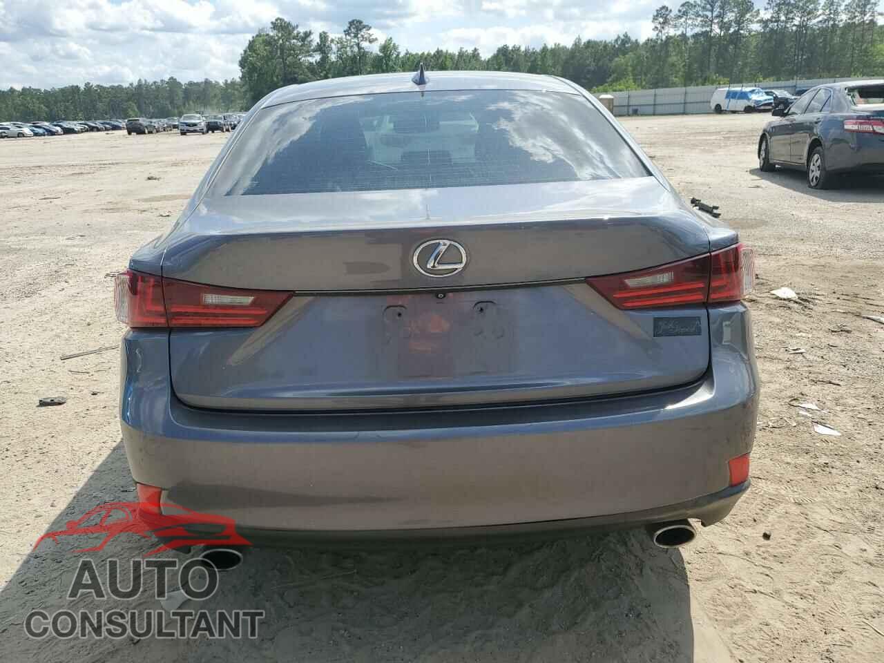 LEXUS IS 2015 - JTHBF1D20F5063134