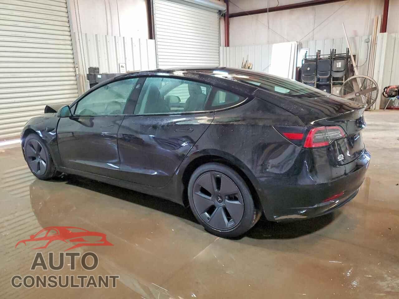 TESLA MODEL 3 2021 - 5YJ3E1EB8MF077544