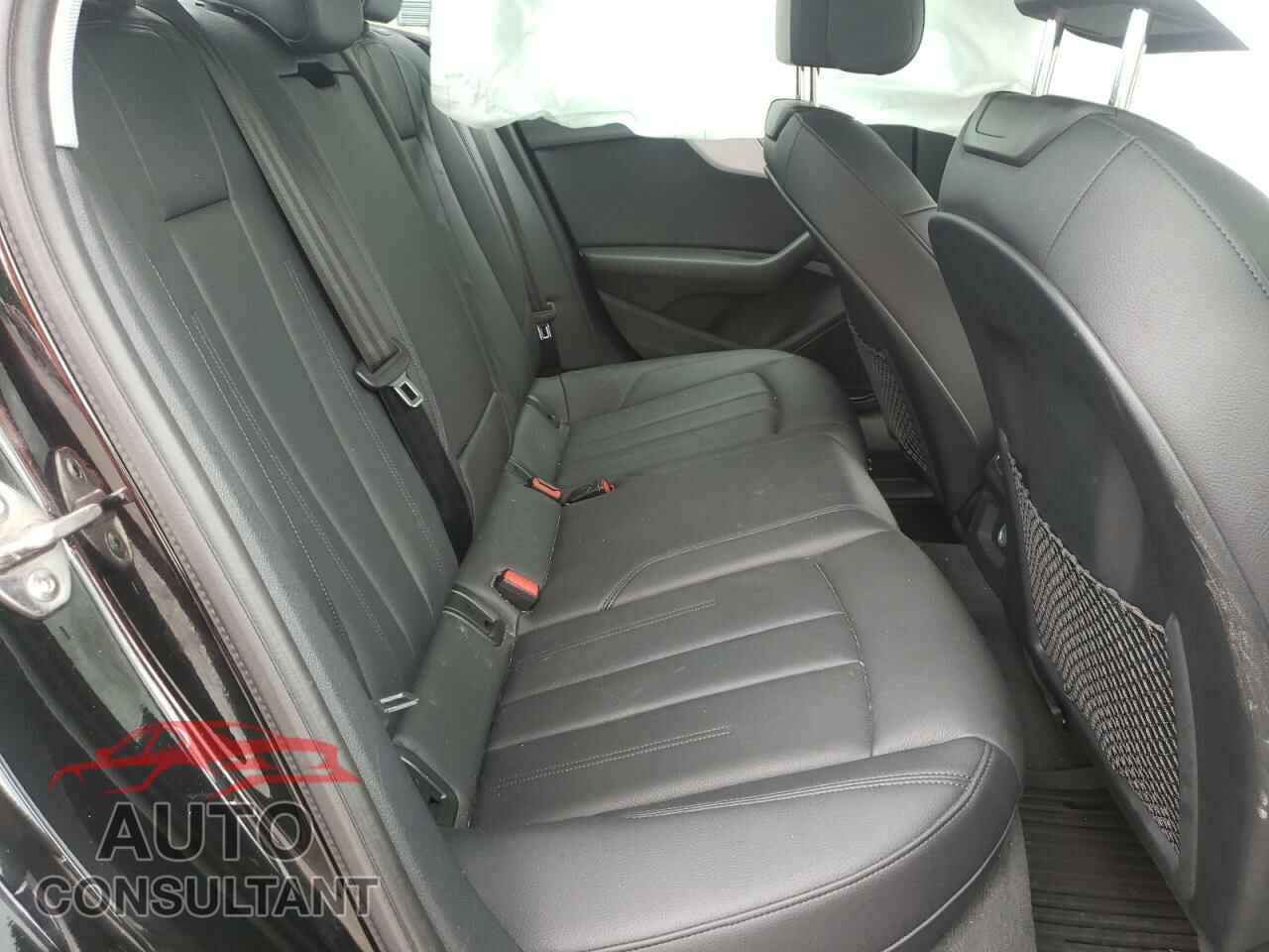 AUDI A4 2018 - WAUDNAF49JA070382