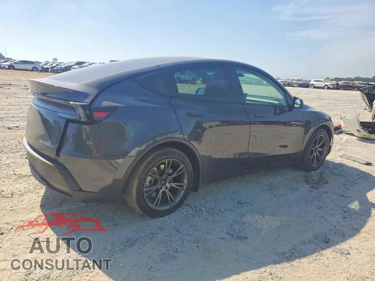 TESLA MODEL Y 2026 - 7SAYGDED2TA593724