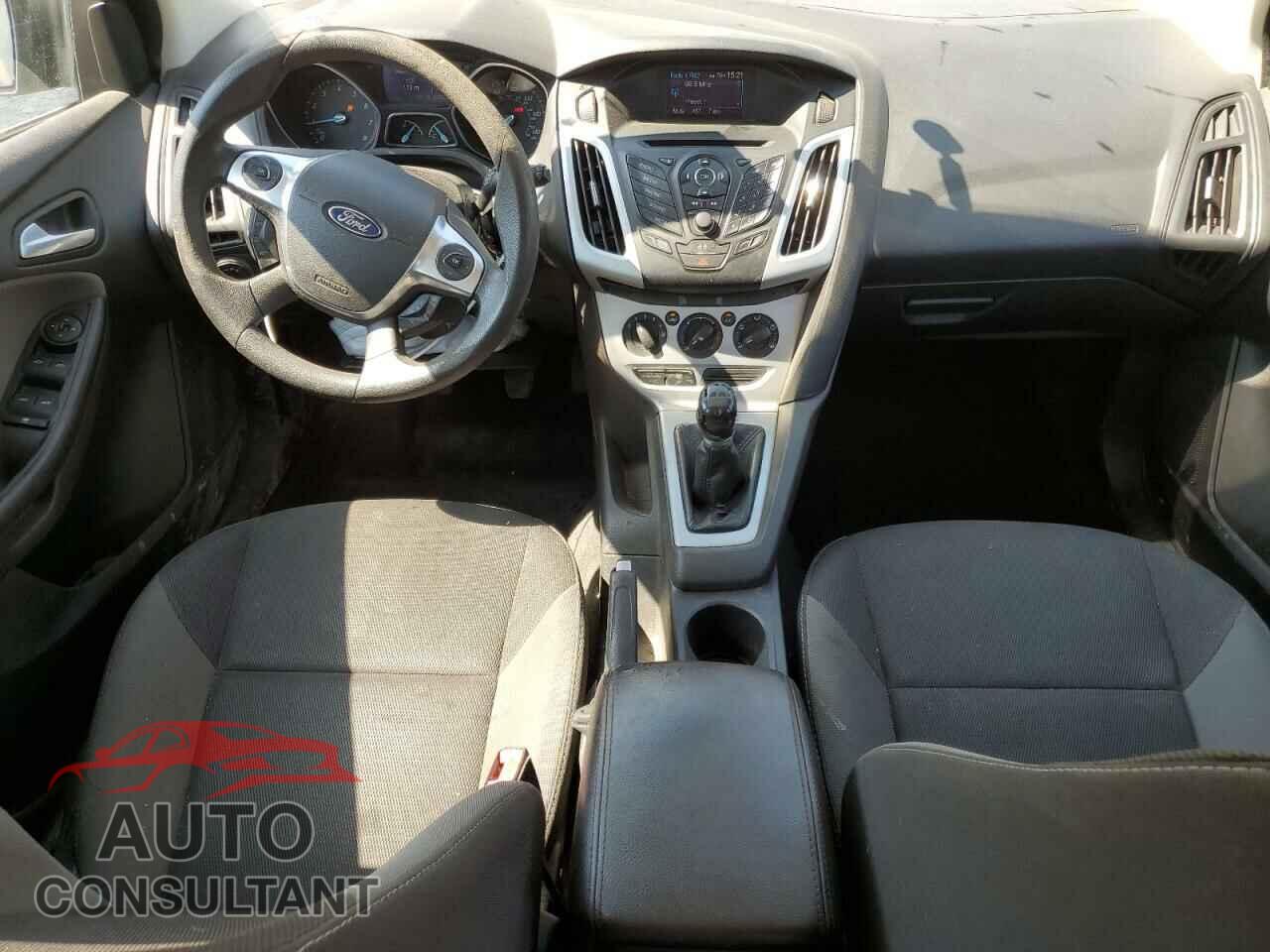 FORD FOCUS 2013 - 1FADP3K25DL259722