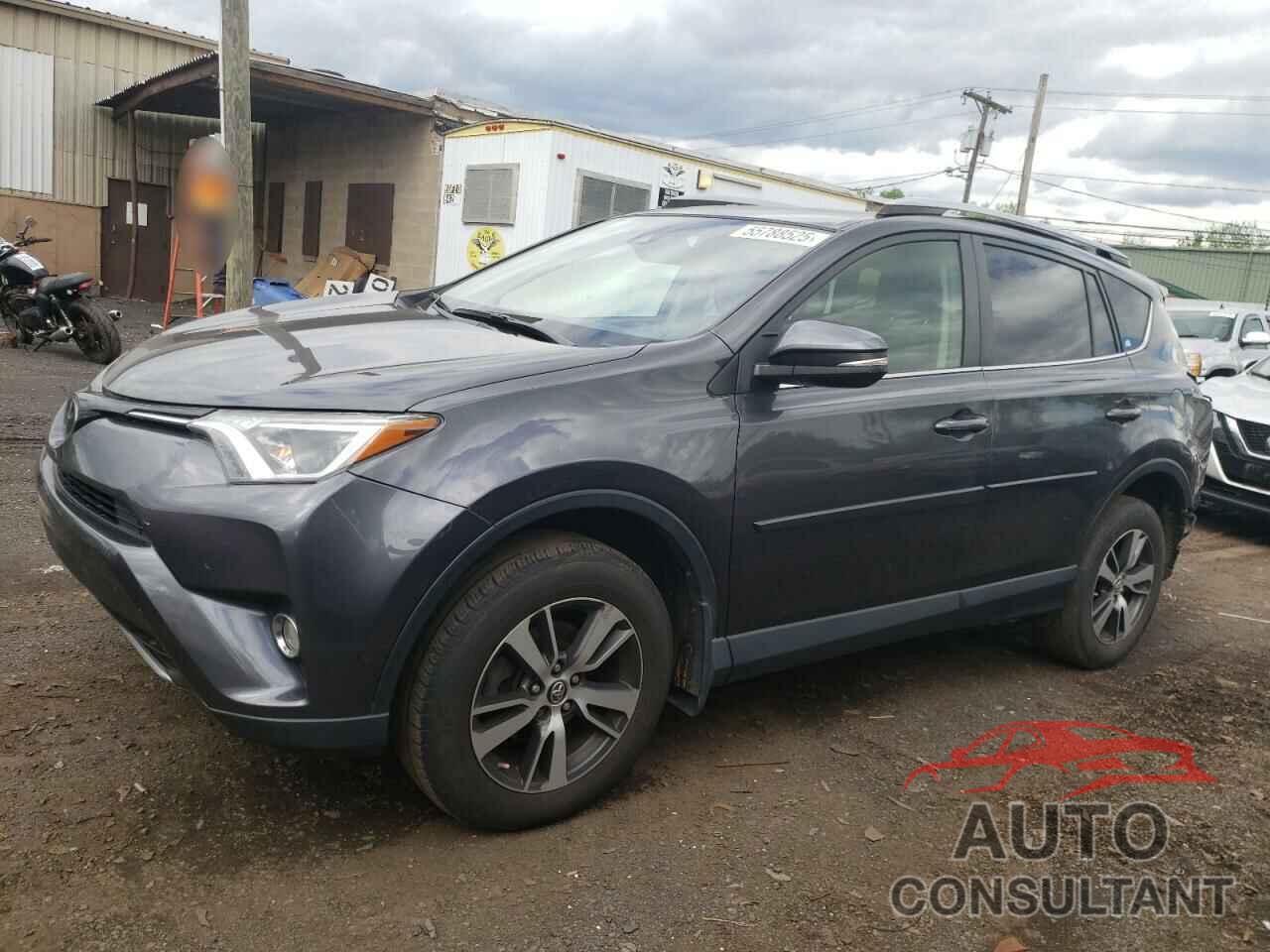 TOYOTA RAV4 2017 - JTMRFREV6HJ113746