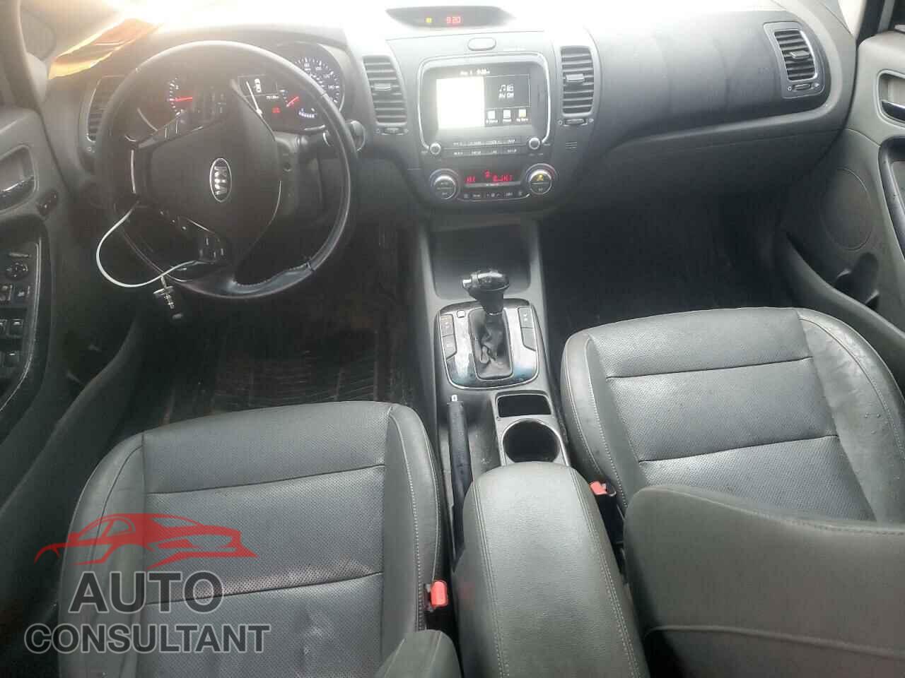 KIA FORTE 2017 - 3KPFN4A86HE118130