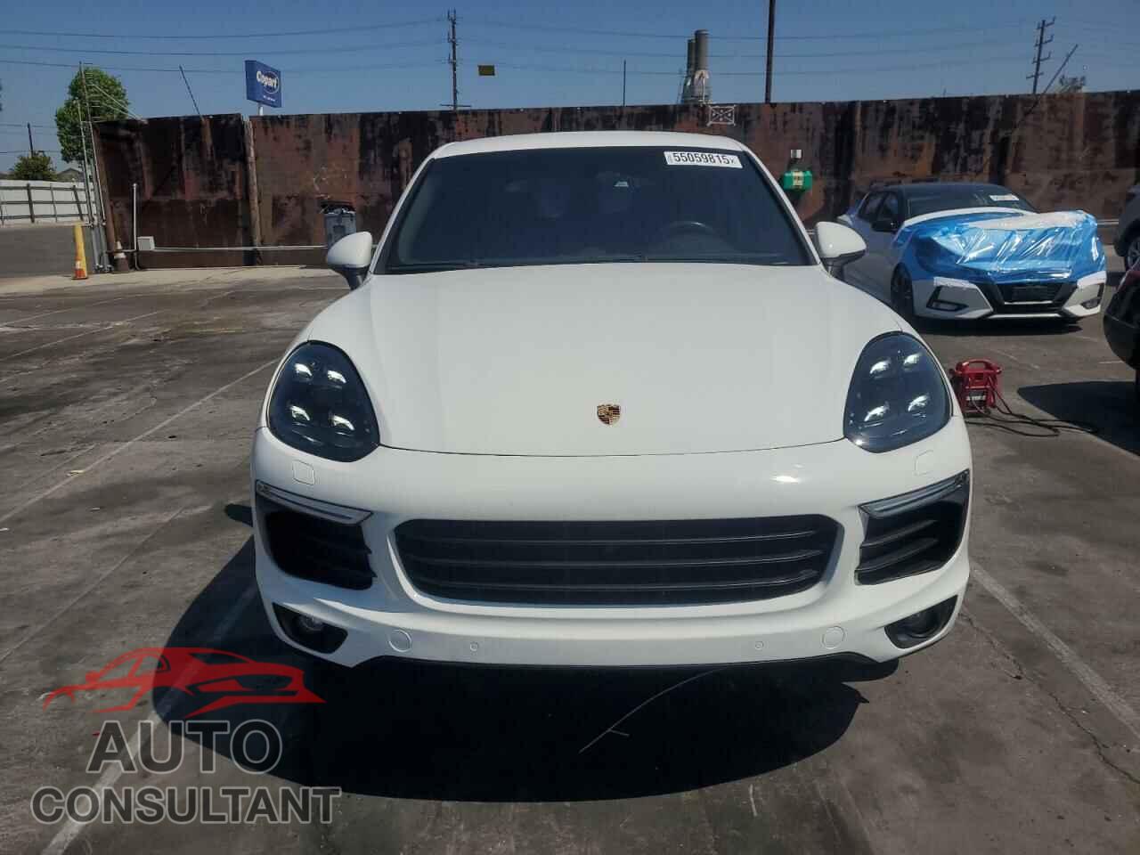 PORSCHE CAYENNE 2017 - WP1AA2A26HKA91514