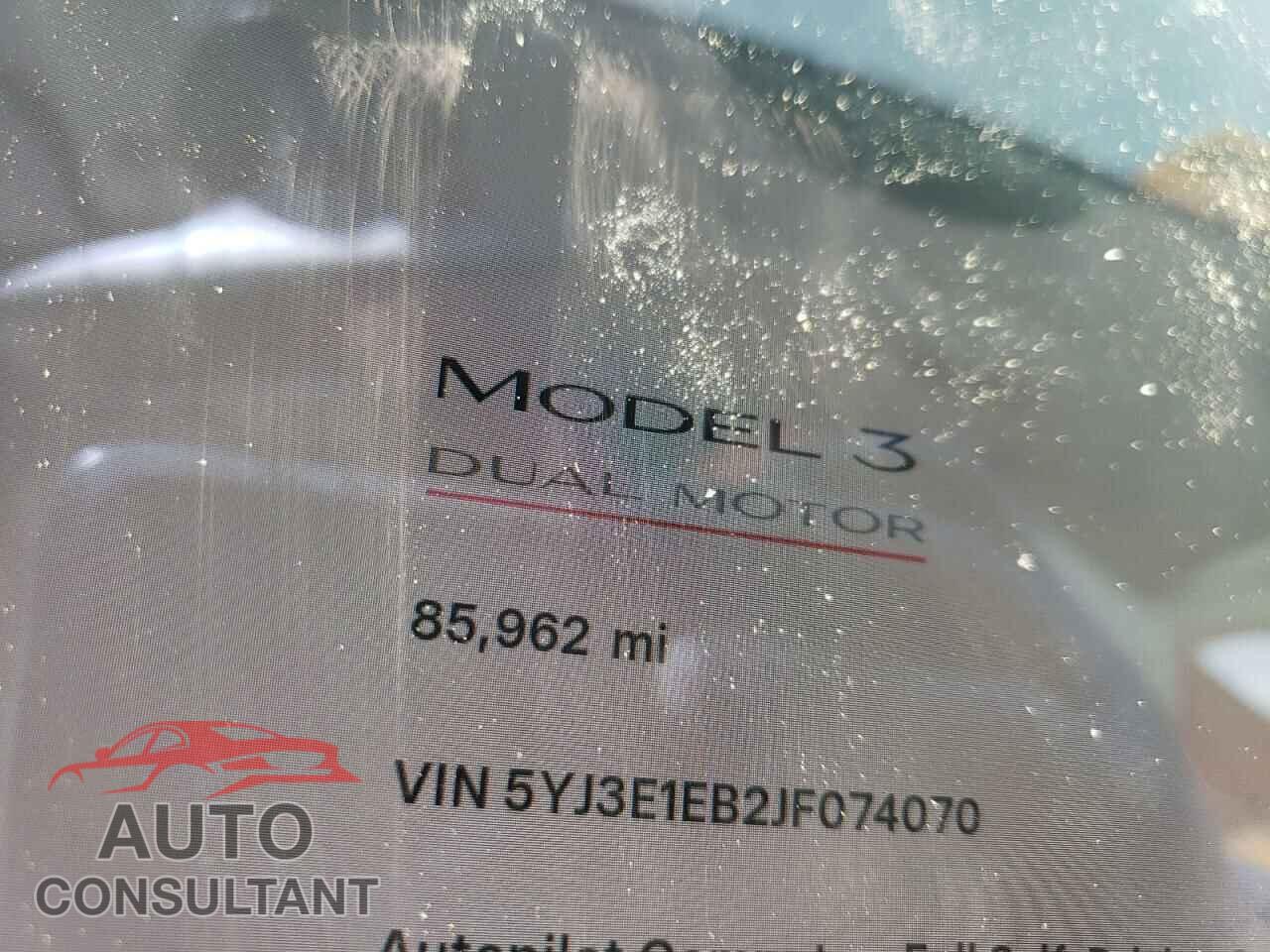 TESLA MODEL 3 2018 - 5YJ3E1EB2JF074070