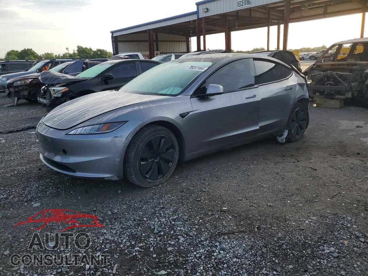 TESLA MODEL 3 2025 - 5YJ3E1EA6SF005603