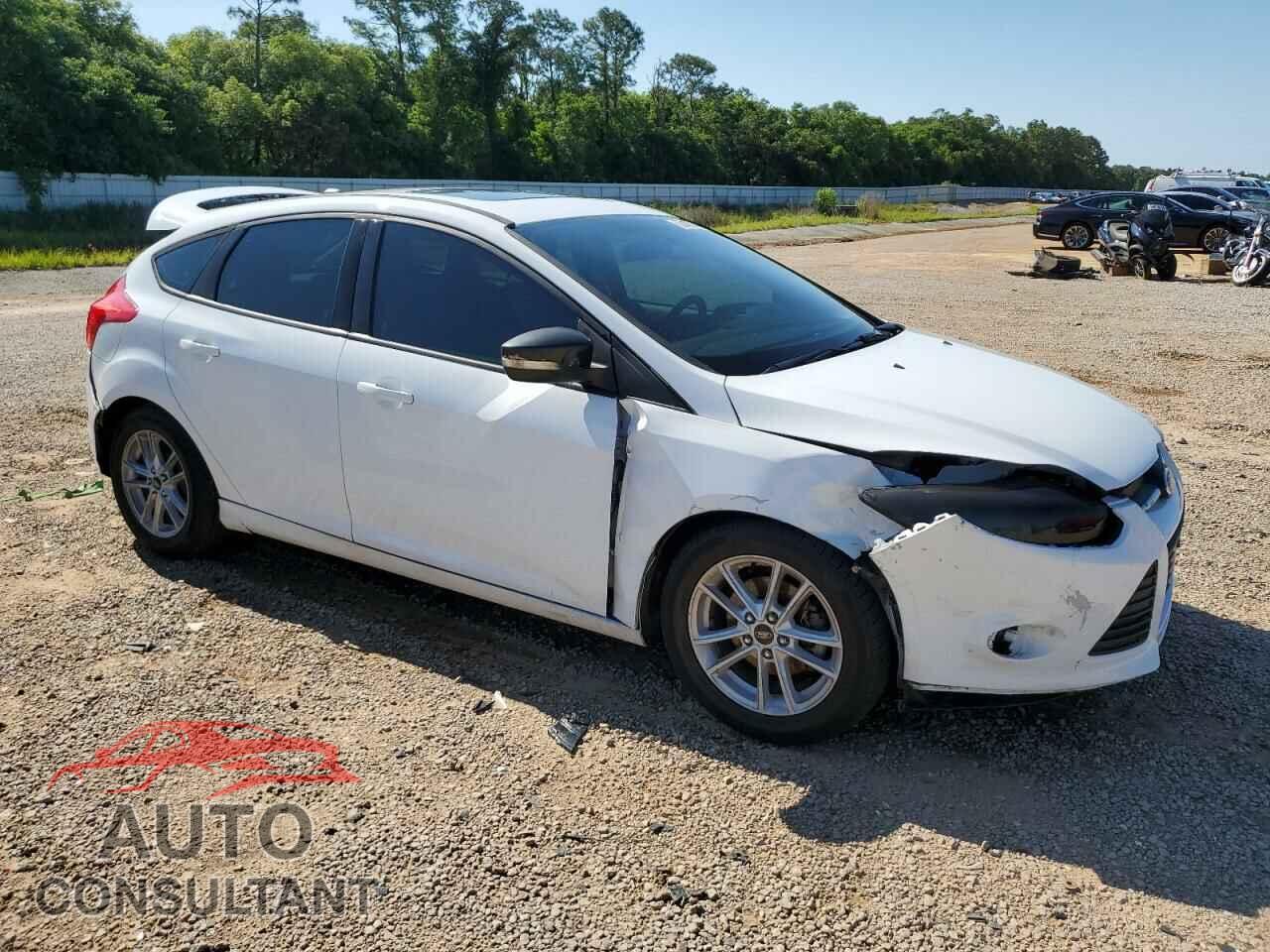 FORD FOCUS 2014 - 1FADP3K29EL319924