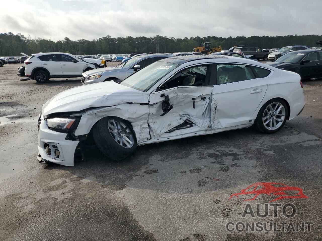 AUDI A5 2024 - WAUFACF59RA112148