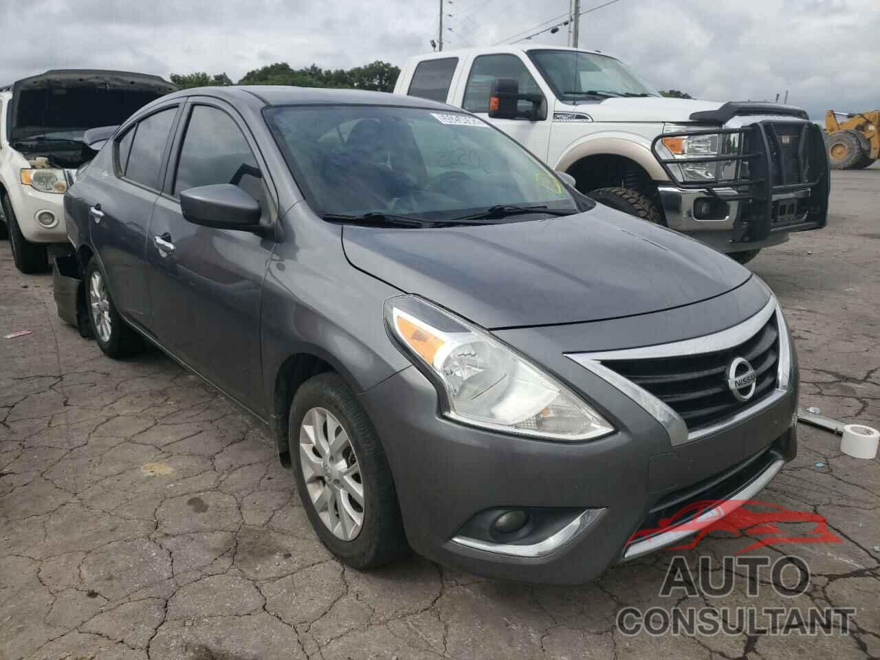 NISSAN VERSA 2018 - 3N1CN7AP6JL819539