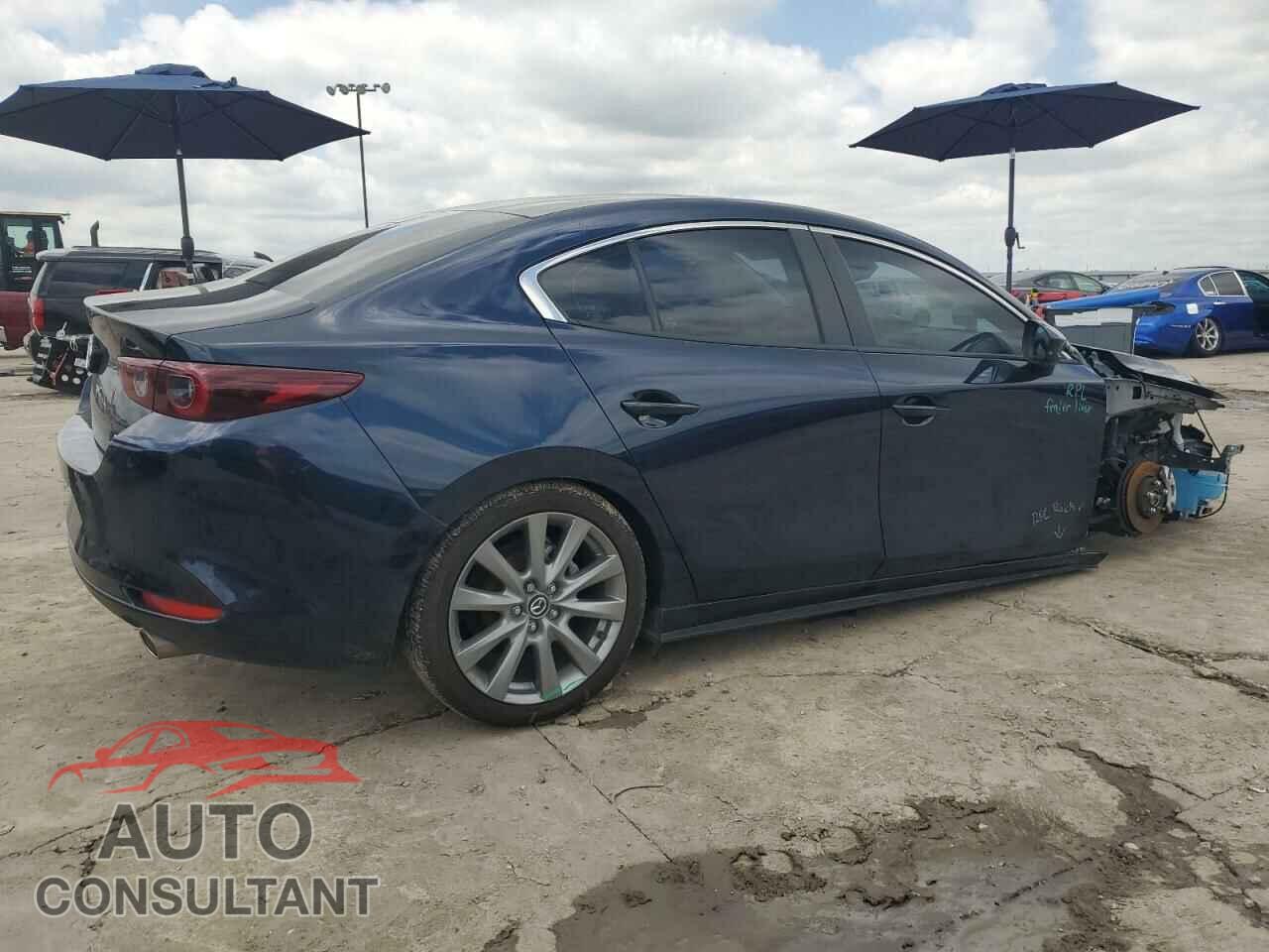 MAZDA 3 2023 - 3MZBPACM9PM366679