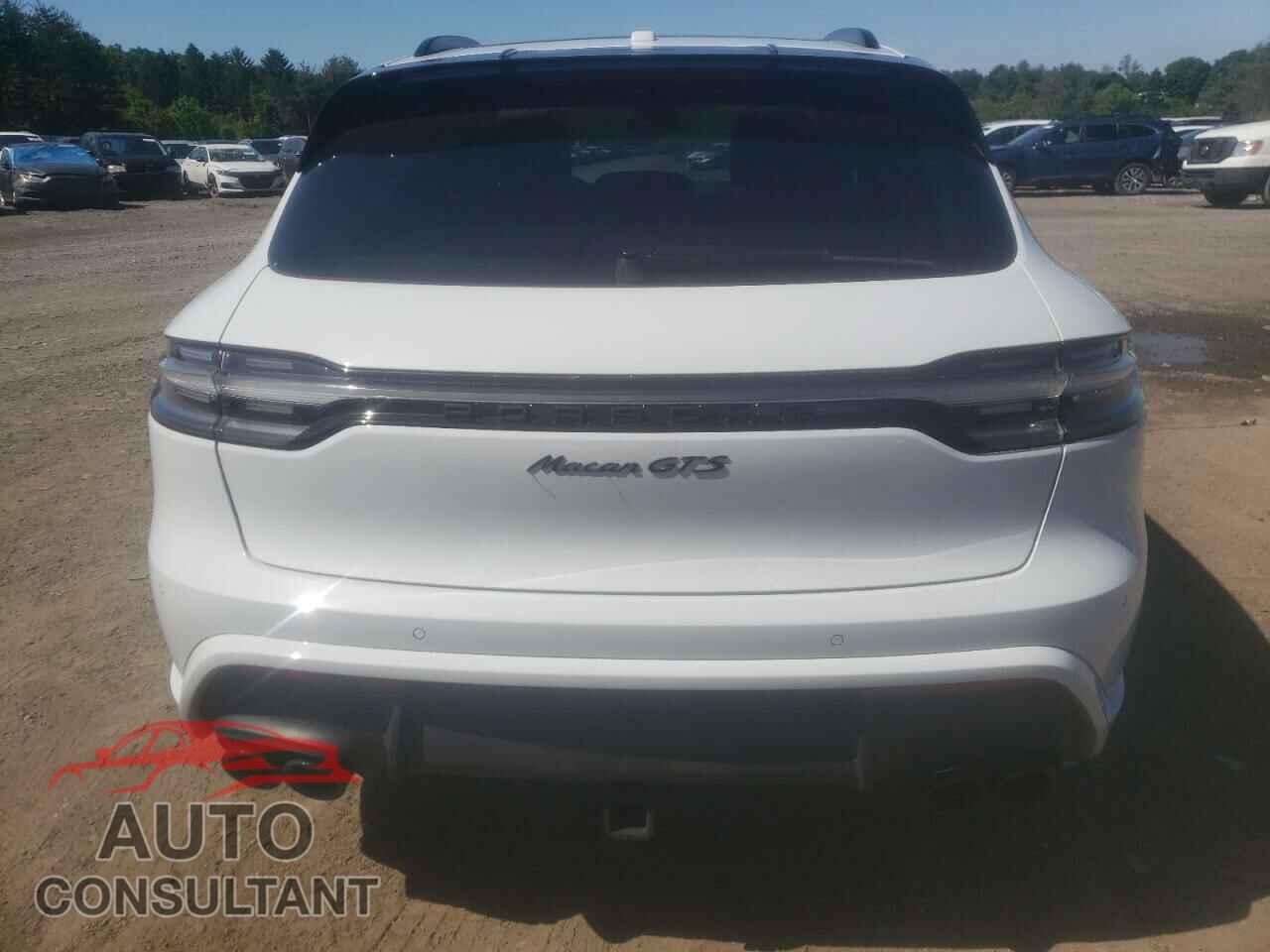 PORSCHE MACAN 2022 - WP1AF2A57NLB32105