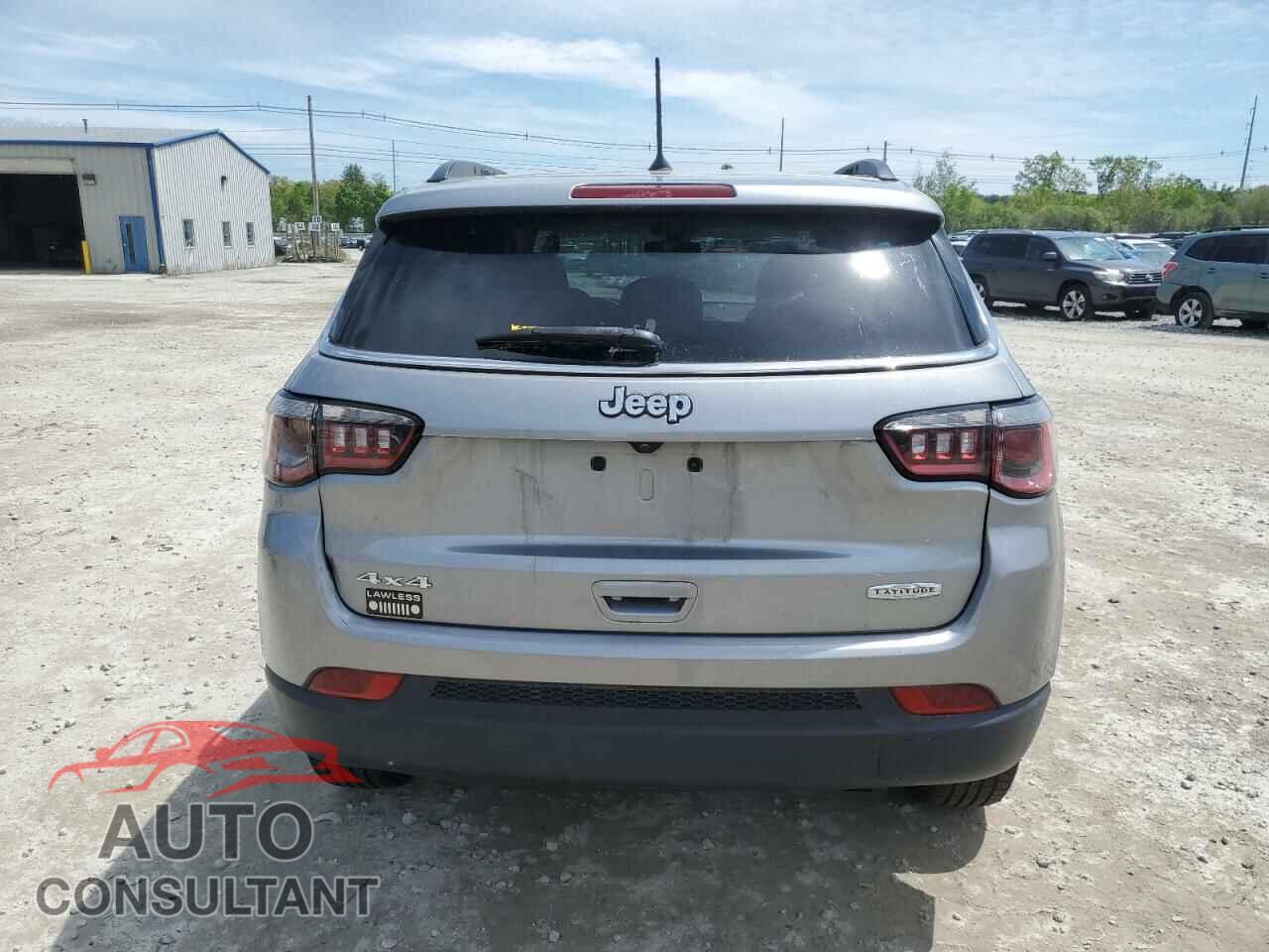 JEEP COMPASS 2018 - 3C4NJDBB0JT254496