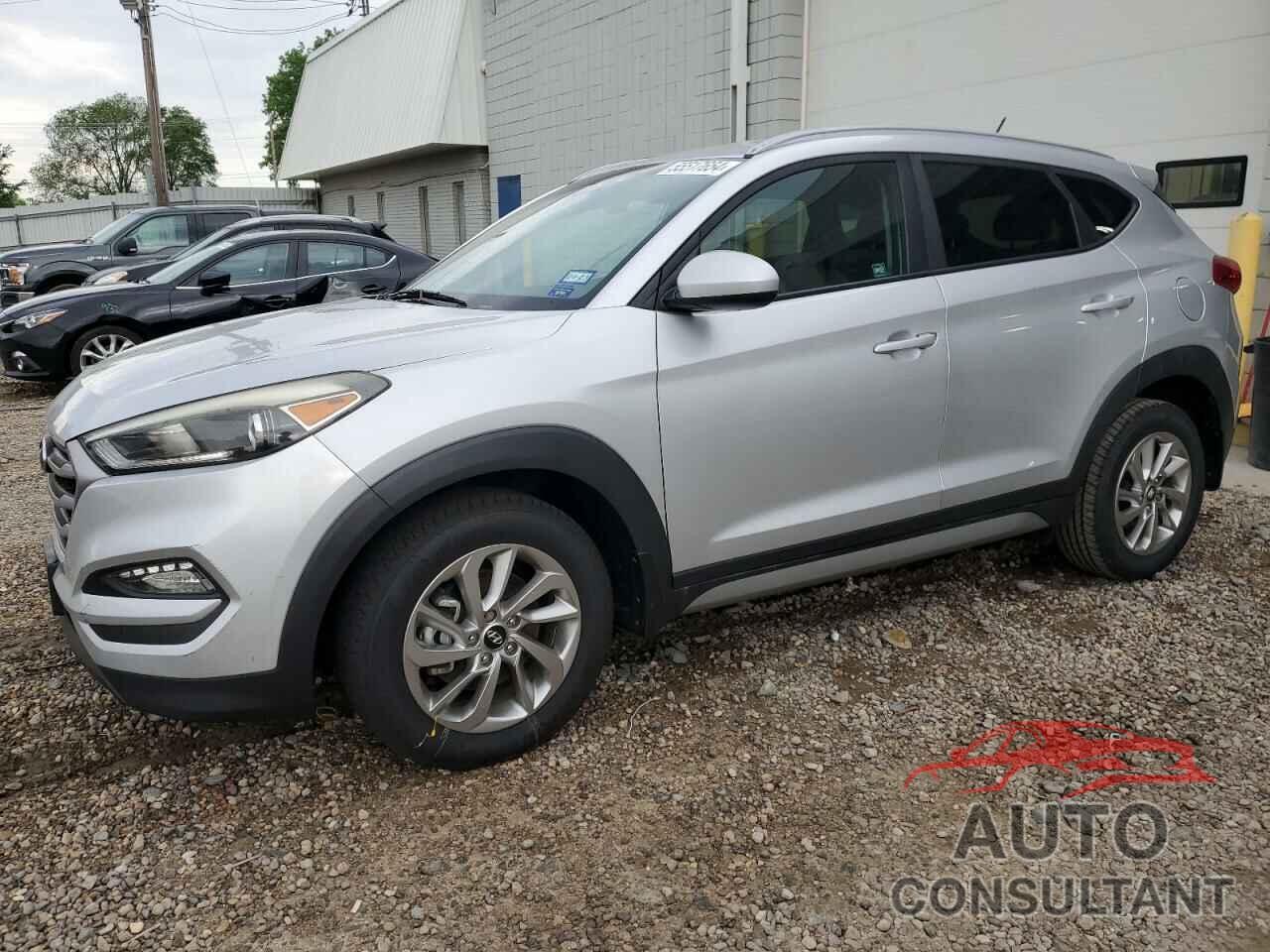 HYUNDAI TUCSON 2017 - KM8J33A48HU320455