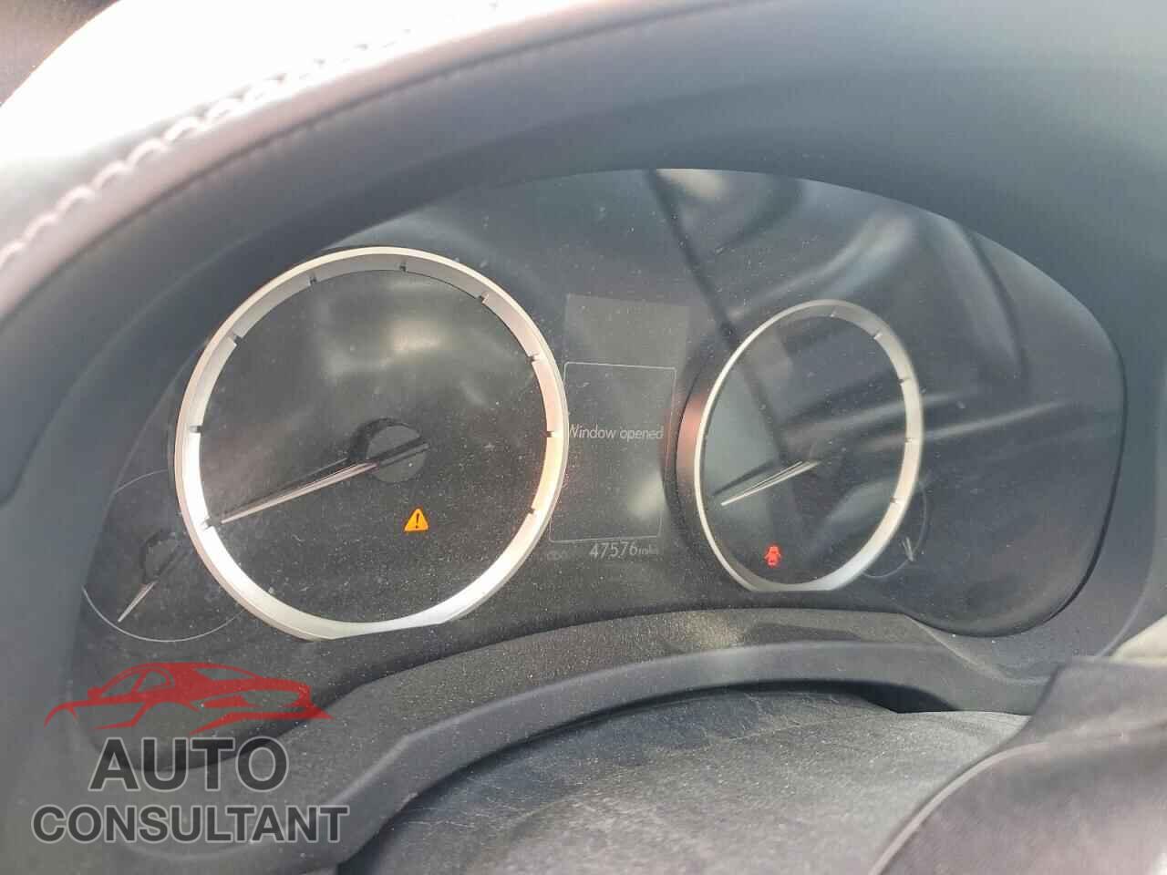 LEXUS IS 2014 - JTHBE1D20E5011391