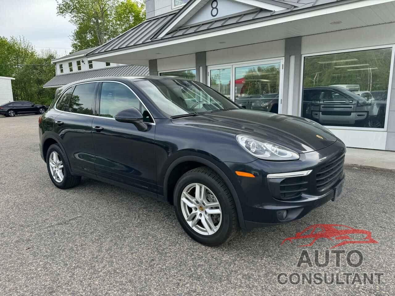 PORSCHE CAYENNE 2017 - WP1AA2A29HKA89224