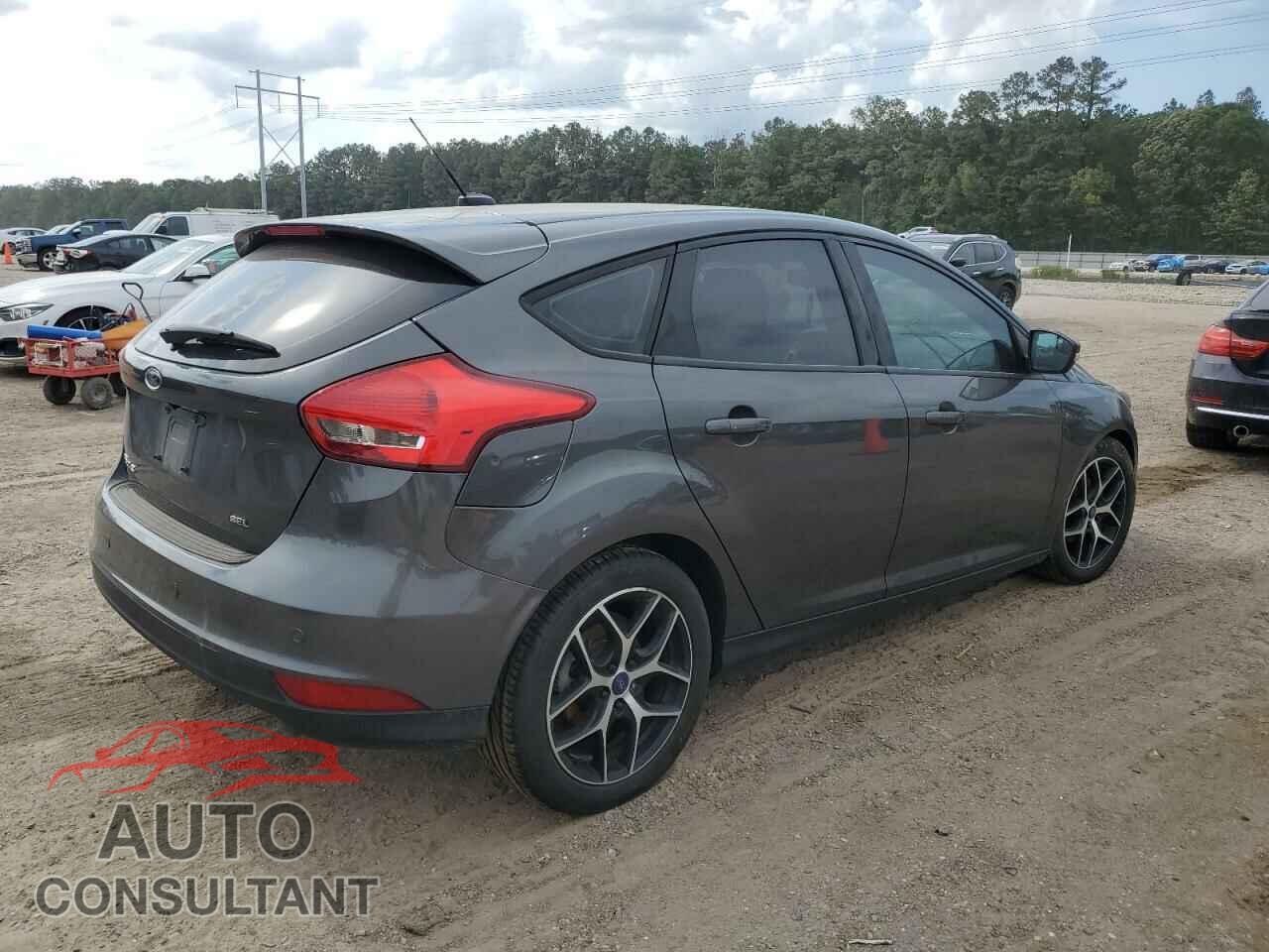 FORD FOCUS 2017 - 1FADP3M21HL206258