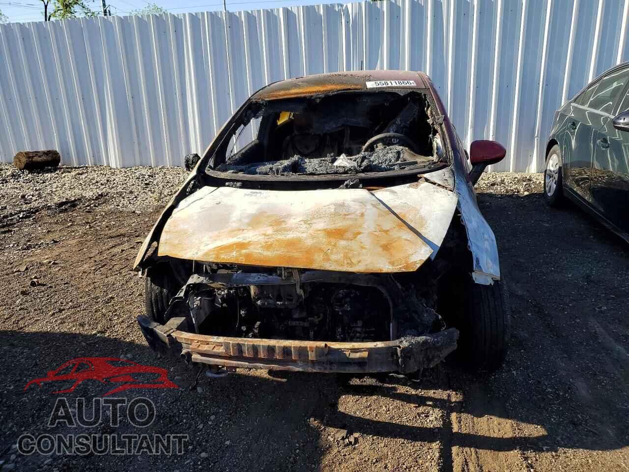 KIA RIO 2013 - KNADM4A39D6108185