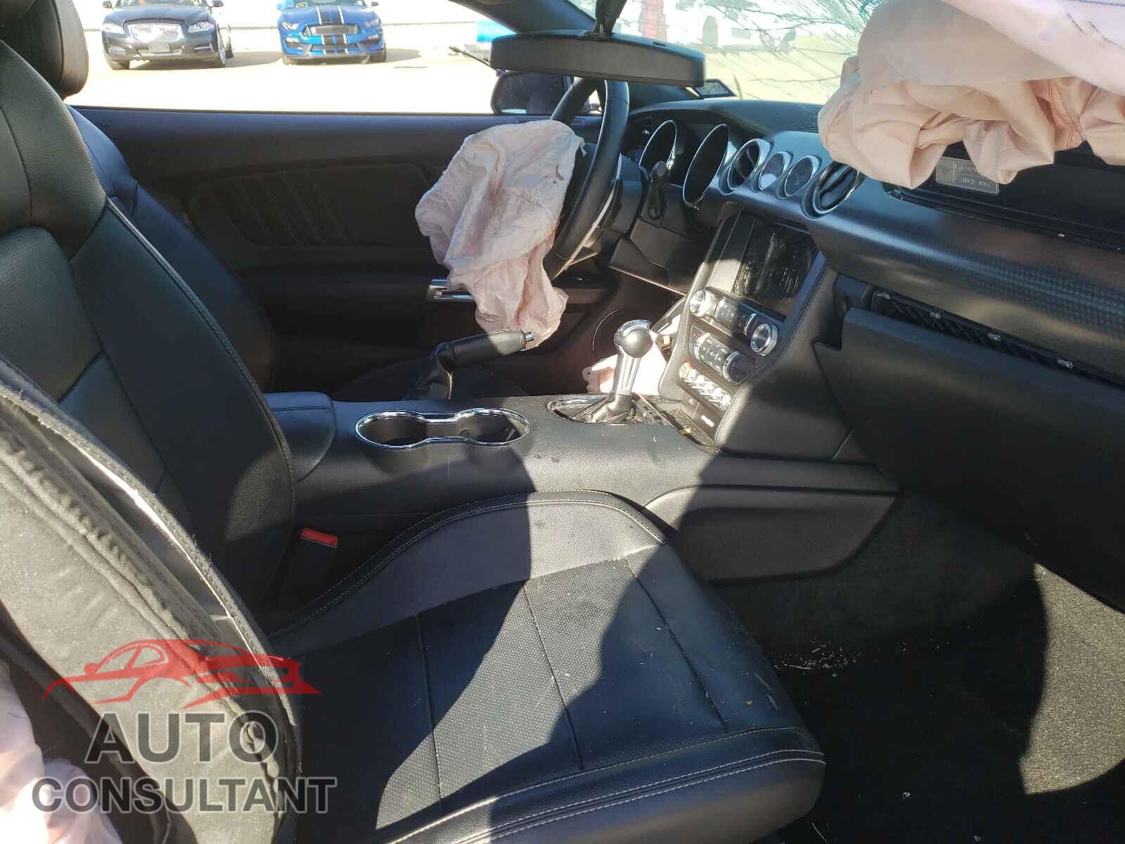 FORD MUSTANG 2017 - 1FA6P8TH5H5265720