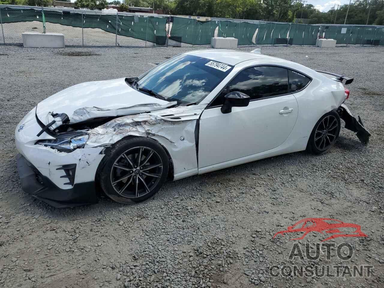 TOYOTA 86 2018 - JF1ZNAE12J9700251