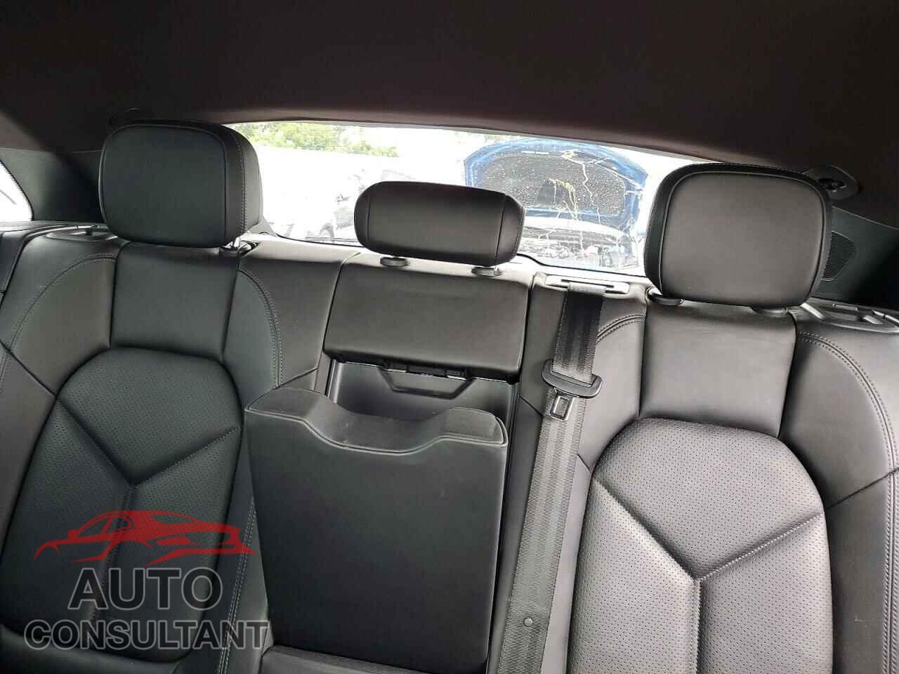 PORSCHE MACAN 2015 - WP1AB2A52FLB62724