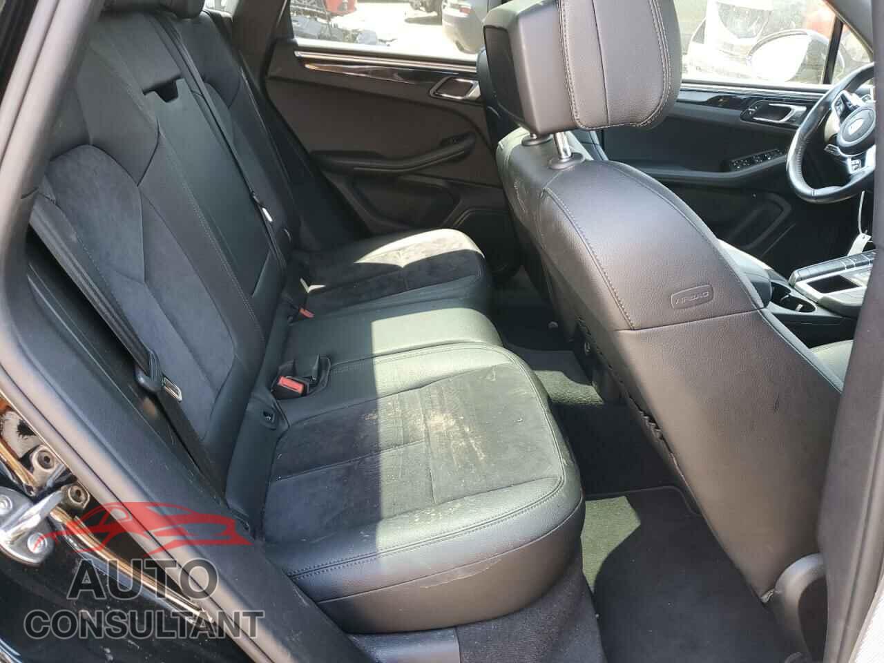 PORSCHE MACAN 2018 - WP1AA2A54JLB10541