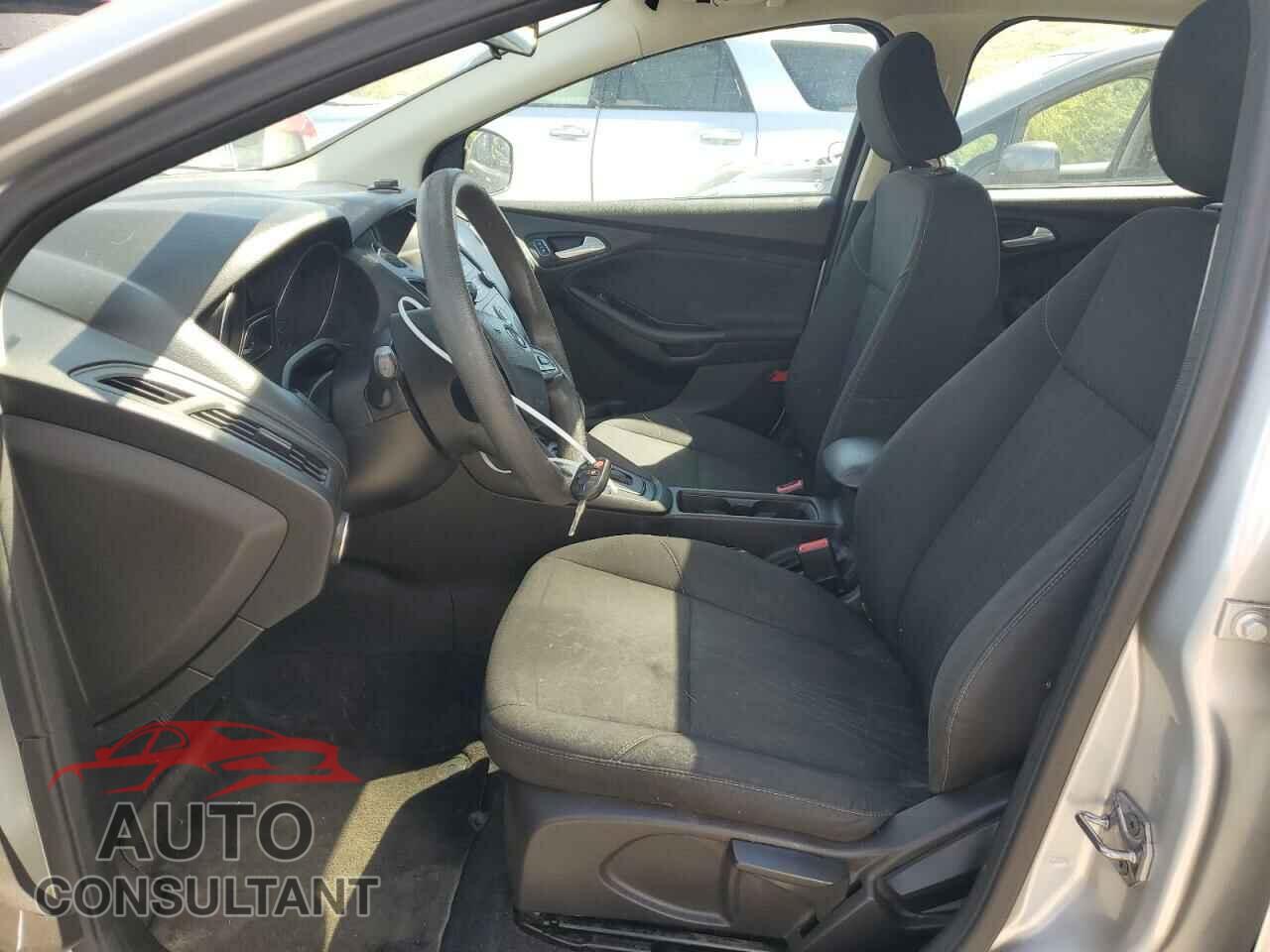 FORD FOCUS 2016 - 1FADP3K21GL297906