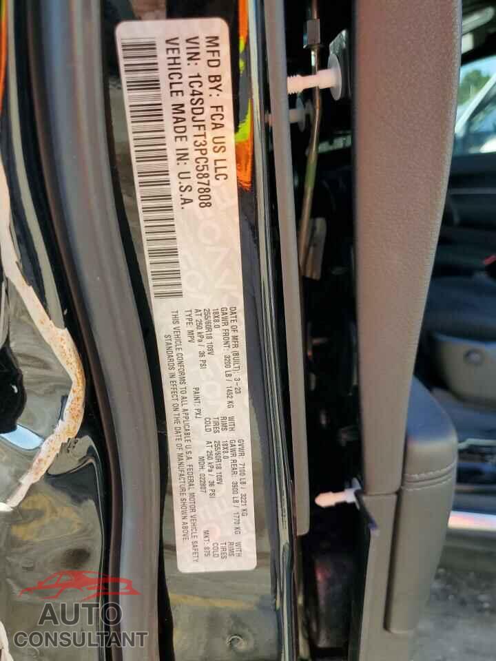 DODGE DURANGO 2023 - 1C4SDJFT3PC587808