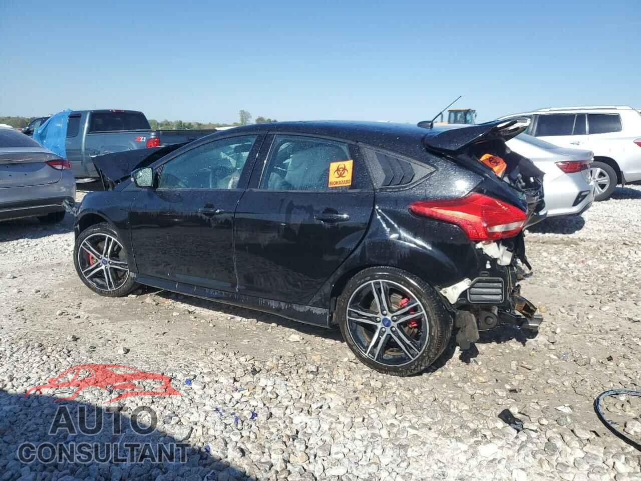 FORD FOCUS 2017 - 1FADP3L9XHL244165