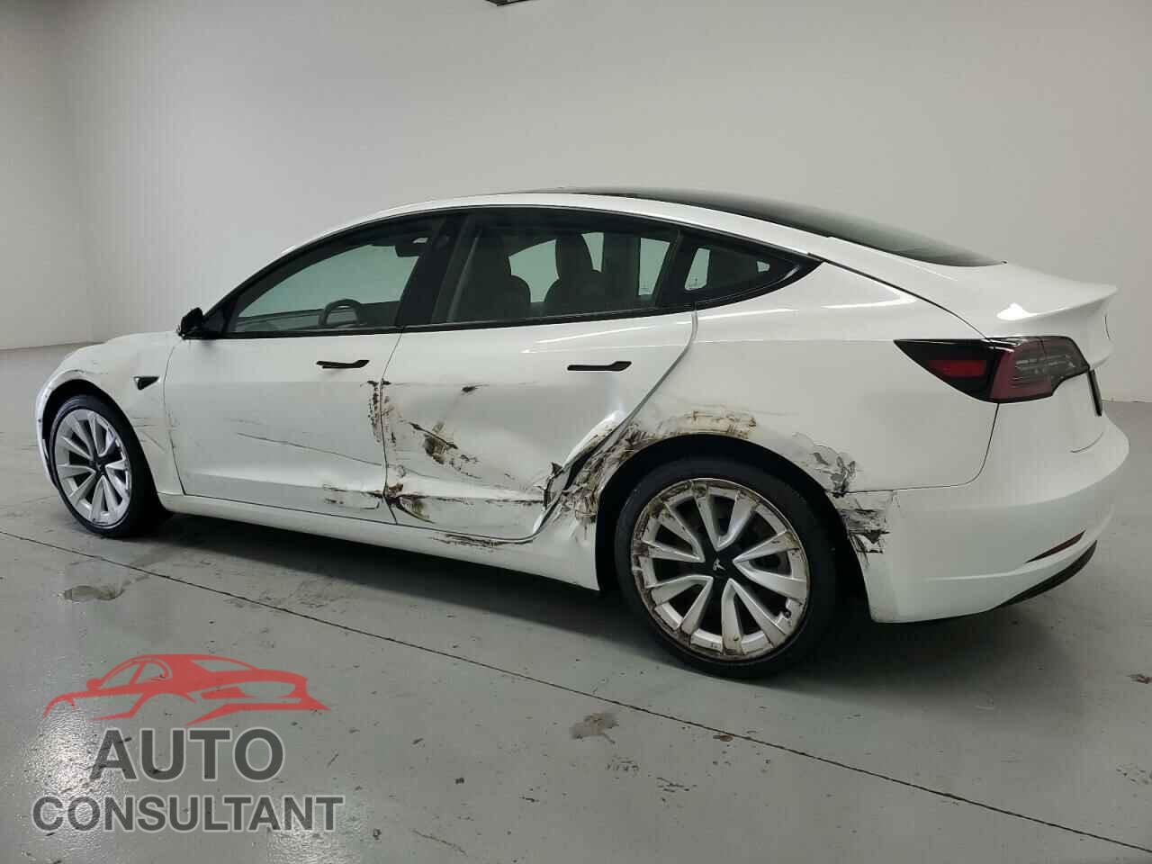 TESLA MODEL 3 2023 - 5YJ3E1EA7PF428472