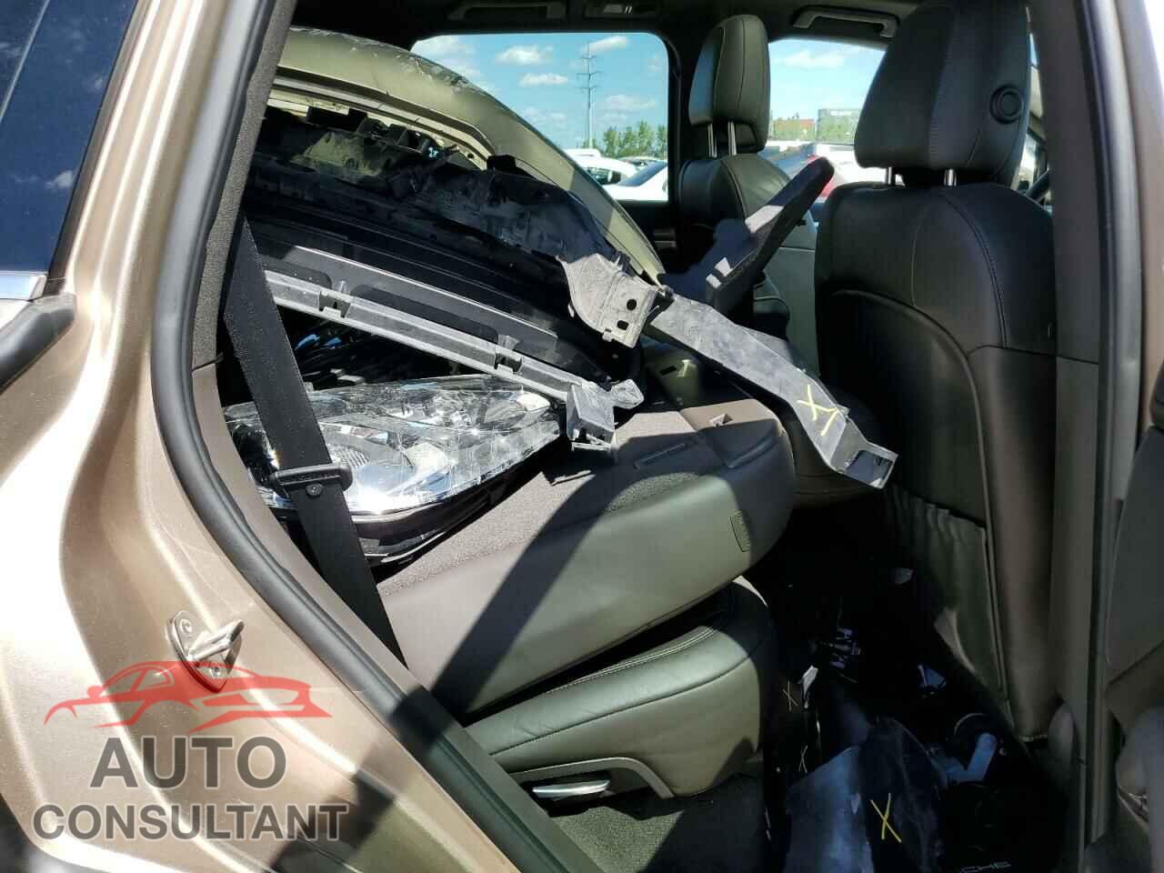 PORSCHE CAYENNE 2016 - WP1AA2A21GLA10234