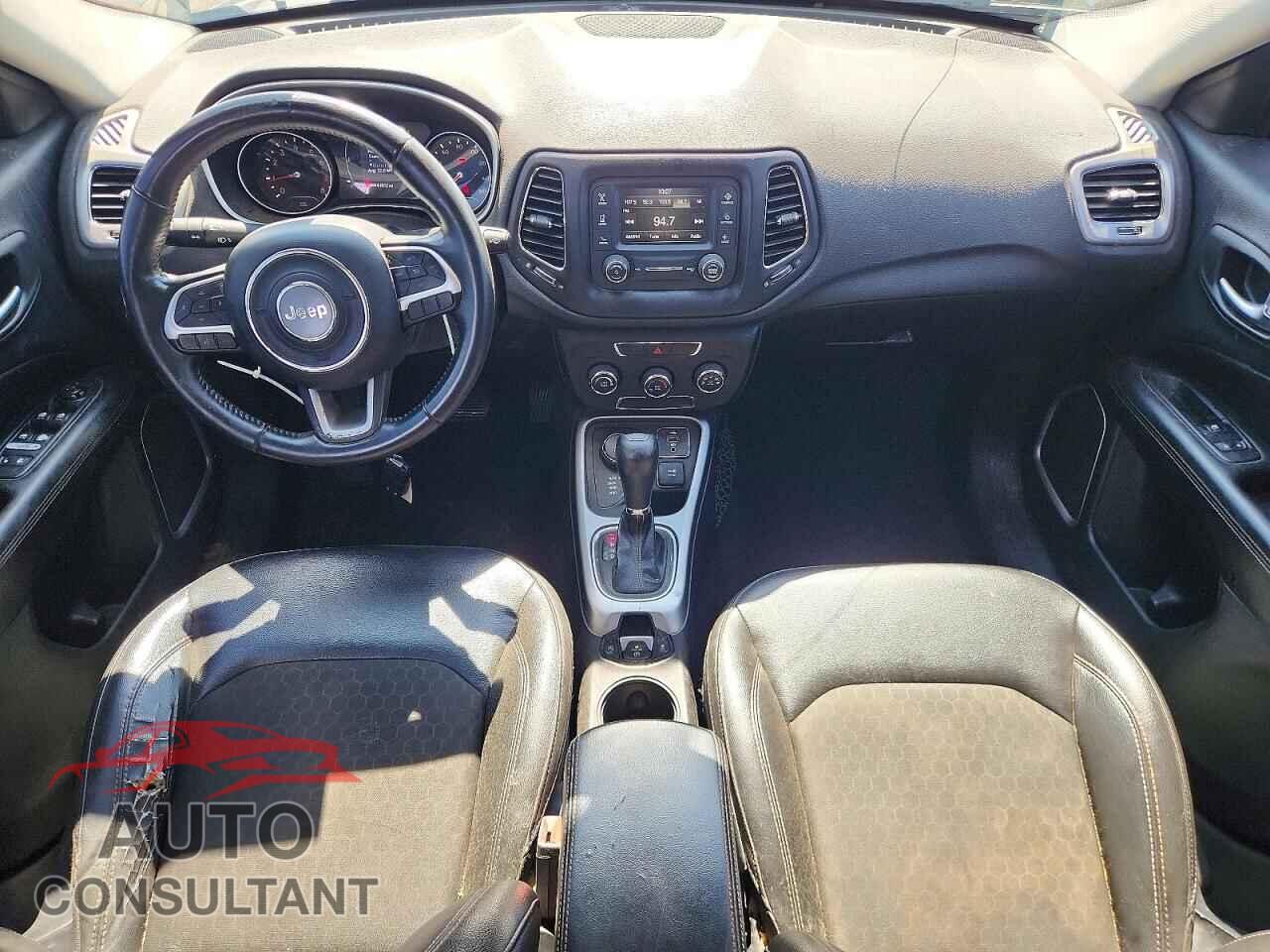 JEEP COMPASS 2018 - 3C4NJDBB0JT402906