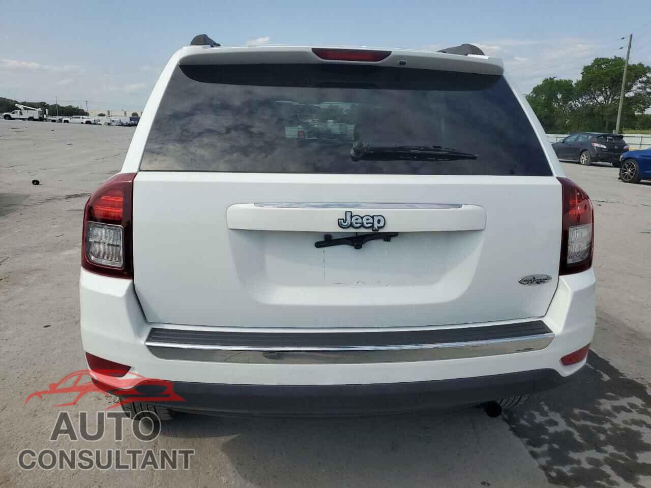 JEEP COMPASS 2015 - 1C4NJCEA2FD335428