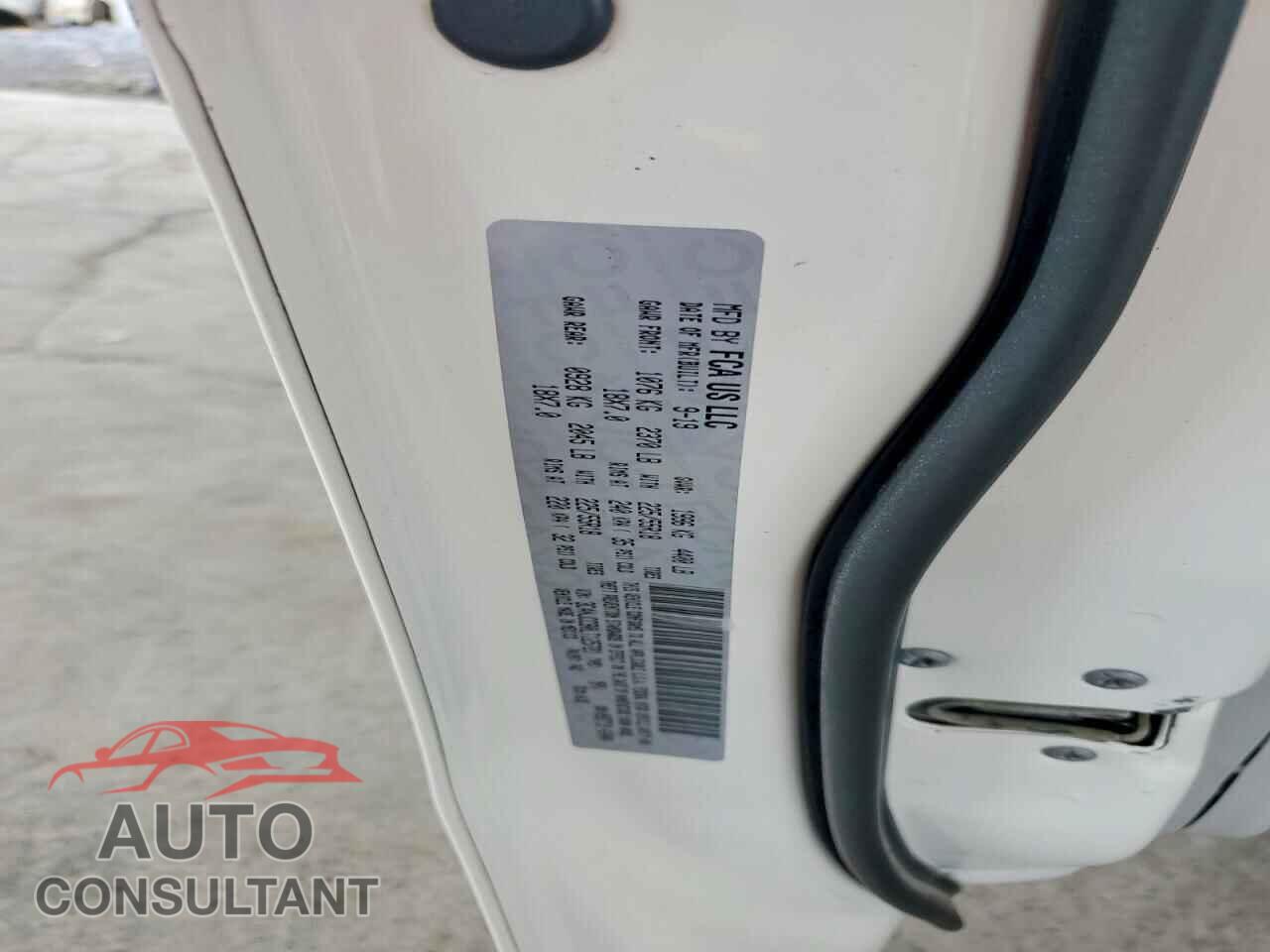 JEEP COMPASS 2020 - 3C4NJCCB0LT125721
