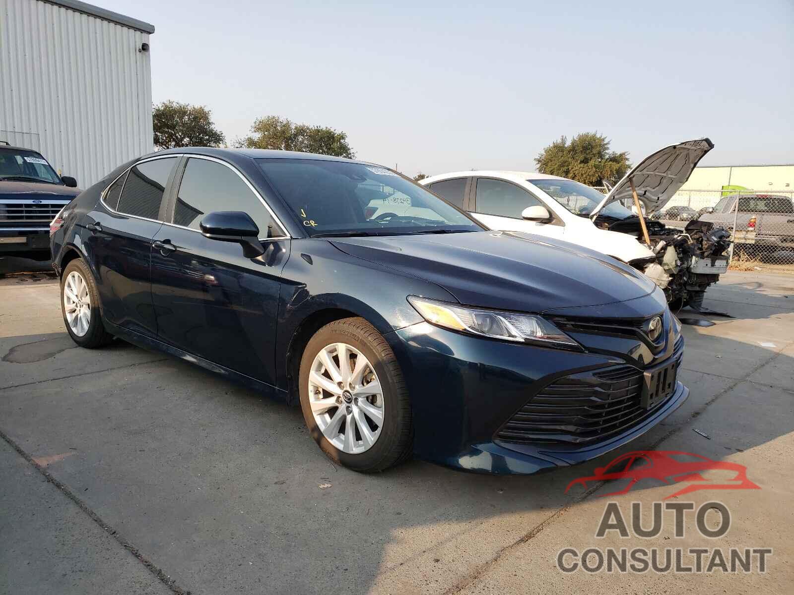 TOYOTA CAMRY 2019 - 4T1B11HK4KU683975