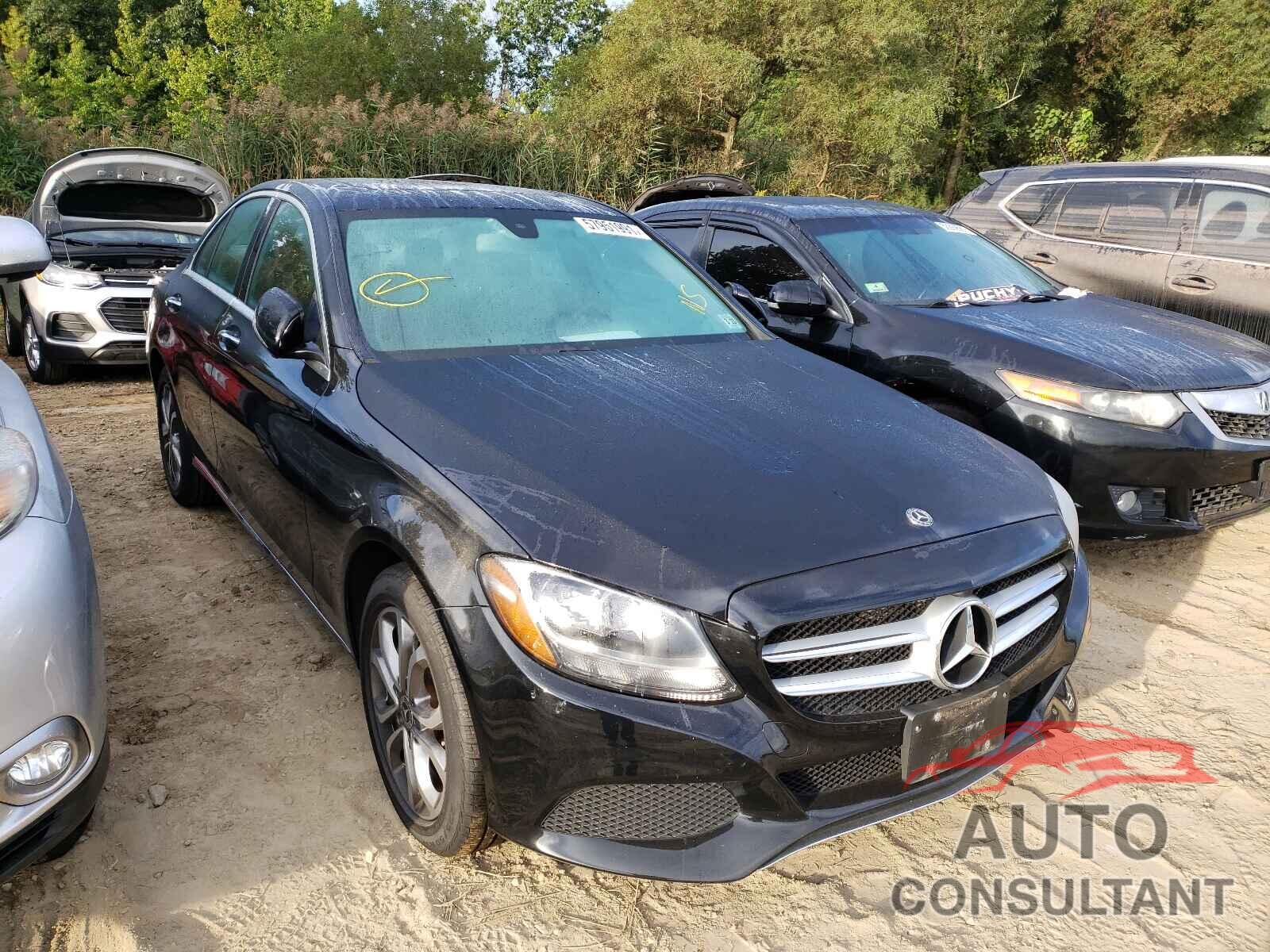 MERCEDES-BENZ C-CLASS 2018 - 55SWF4KB4JU258442