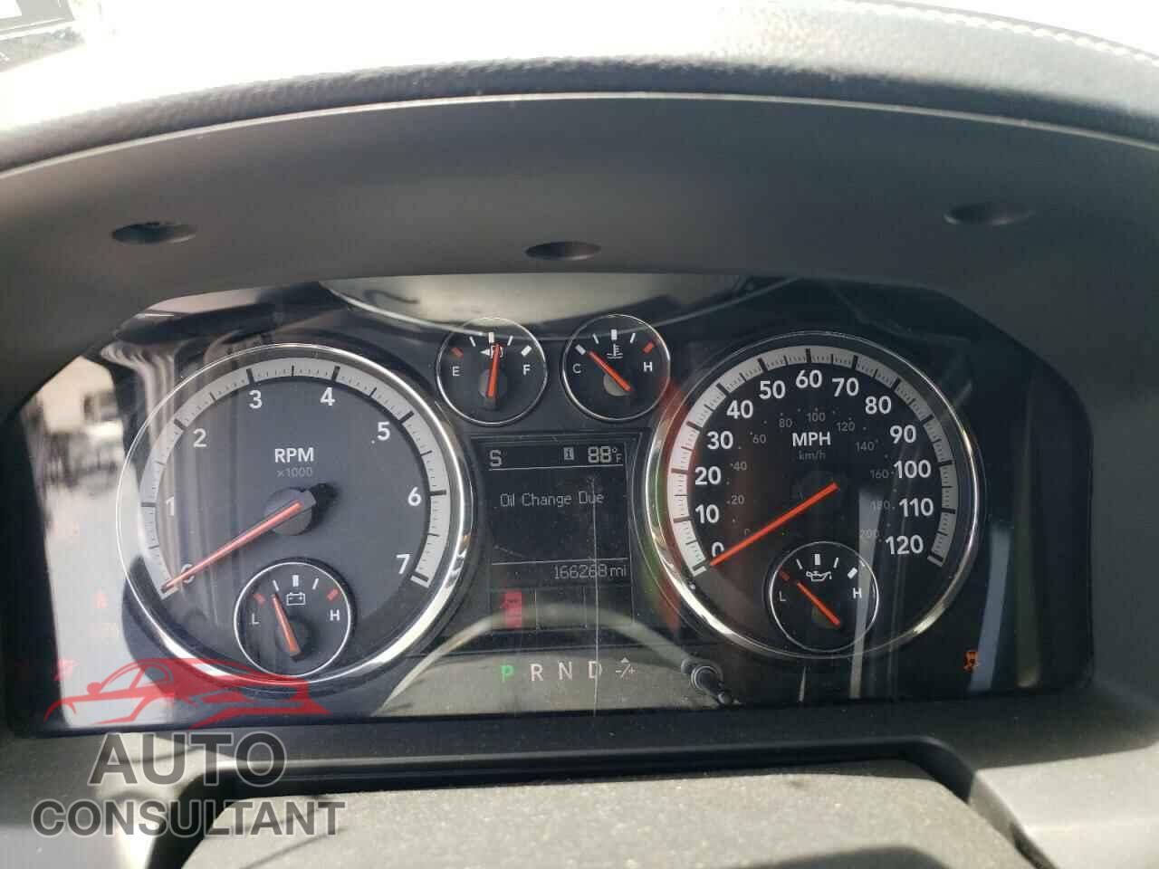 DODGE RAM 1500 2012 - 1C6RD6NT9CS292359