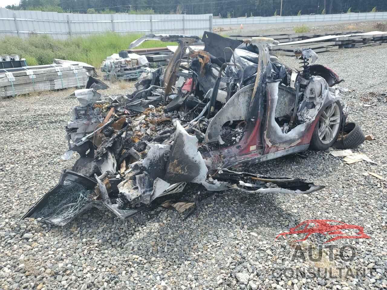 TESLA MODEL S 2015 - 5YJSA1E29FF118905