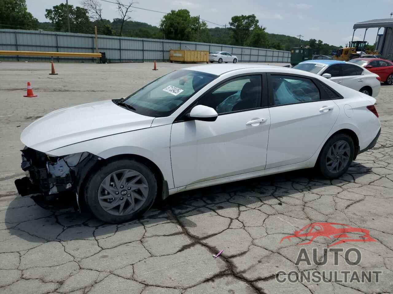 HYUNDAI ELANTRA 2024 - KMHLM4DG3RU770176