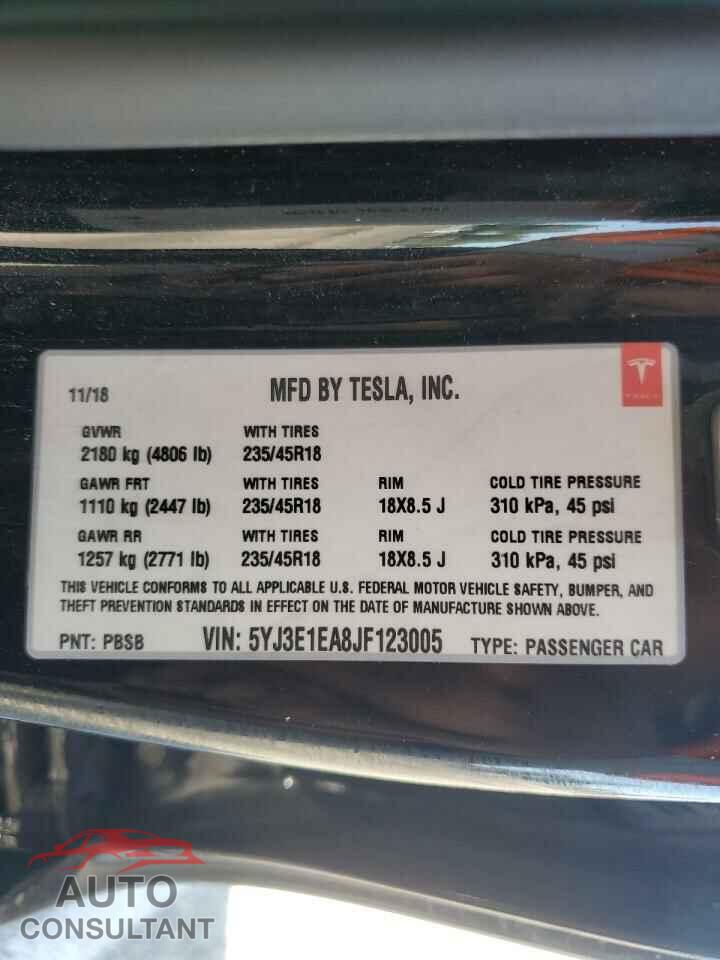 TESLA MODEL 3 2018 - 5YJ3E1EA8JF123005