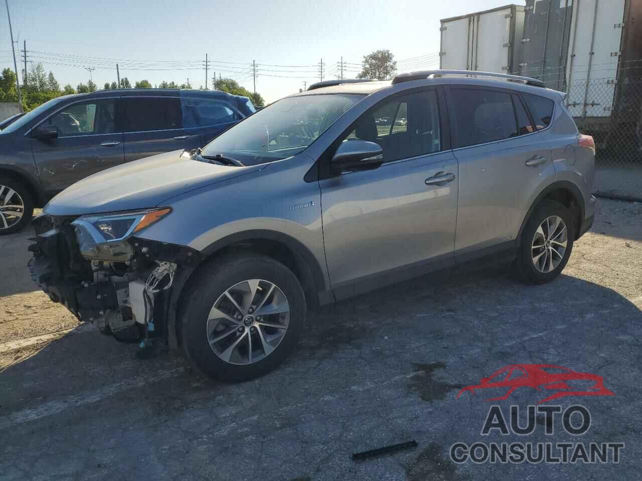 TOYOTA RAV4 2018 - JTMRJREVXJD253298