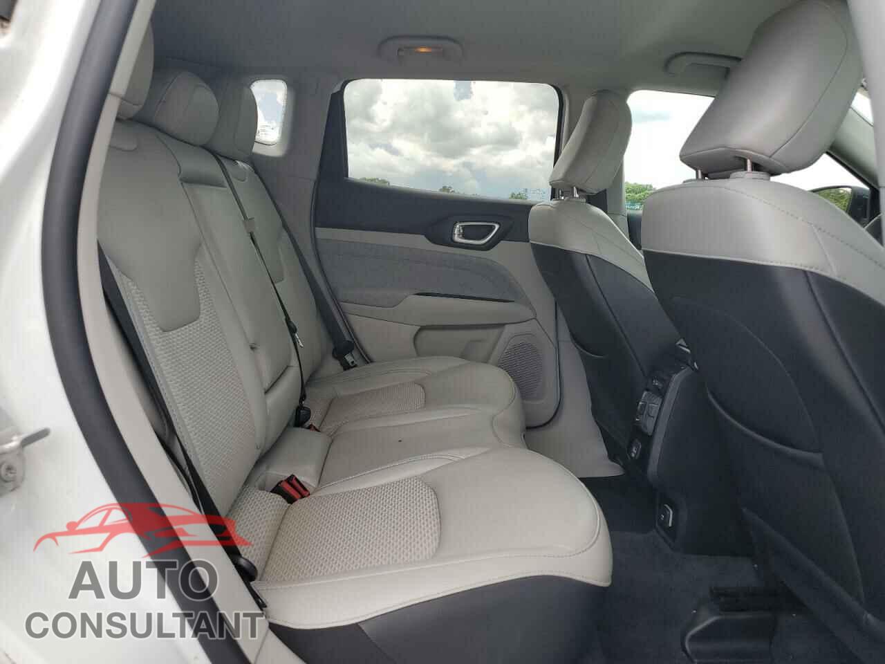 JEEP COMPASS 2022 - 3C4NJDBB3NT158254