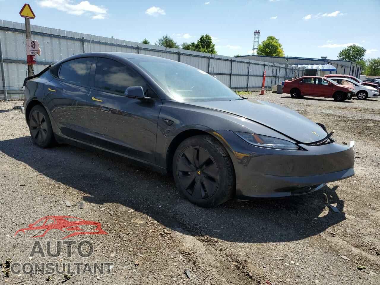 TESLA MODEL 3 2024 - 5YJ3E1EA4RF731812